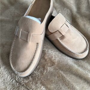 Womens Tan Loafers